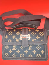Carregar imagem no visualizador da galeria, Bolsa Elegance Monograma Couro Jenuino Louis Vuitton
