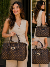 Carregar imagem no visualizador da galeria, Bolsa Baú “Elegance Lux” 👜✨ Louis Vuitton
